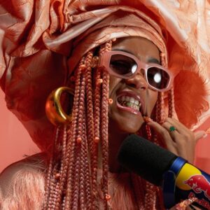 Fat Nwigwe donne la priorité à la famille dans le nouveau Red Bull Freestyle enflammé : « Je suis une mère »