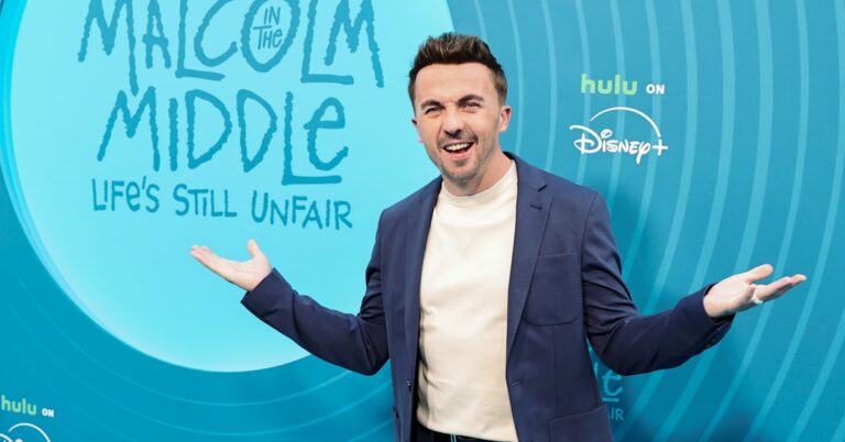Frankie Muniz dit qu'il a touché le fond dans un article brut sur les six dernières semaines