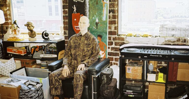 Jason Dill, légende du skate et fondateur de la FA, reconstruit le studio de sa marque à la ComplexCon 2026