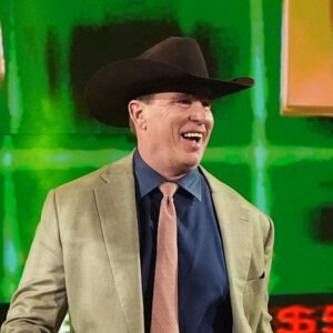 La limousine Bull Horn de JBL issue de sa WWE Heel Run 2004 se vend sur Facebook Marketplace pour 5 500 $