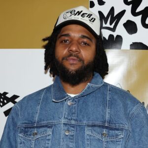 Le fils de Notorious BIG remporte une victoire juridique alors que le juge confirme le défaut dans une affaire de diffamation