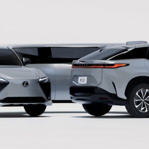 MSCHF transforme deux véhicules électriques Lexus en une sculpture époustouflante de « MOTOMORPHOSIS »