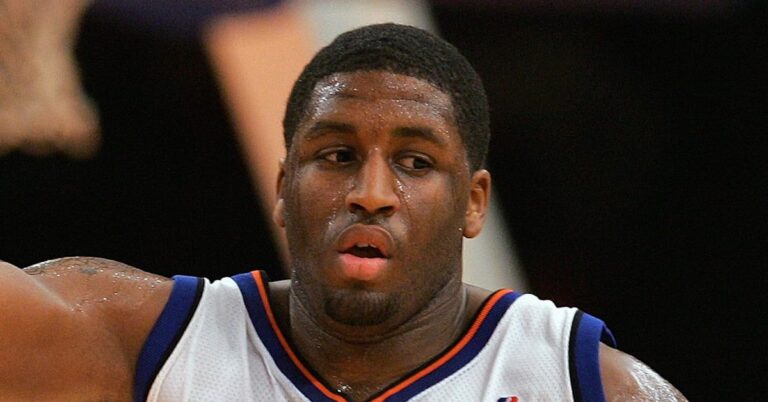 Michael Sweetney, star de Georgetown et choix de première ronde de la NBA, mort à 43 ans