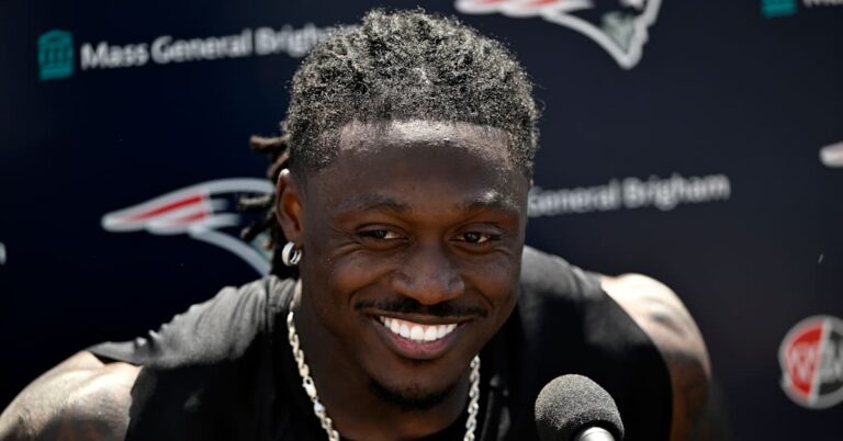 Mise à jour sur les blessures d'AJ Brown Fantasy Football : quand les Patriots WR reviendront-ils ?