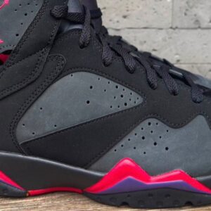 Premier aperçu : Air Jordan 7 « Playoffs » pour 2027