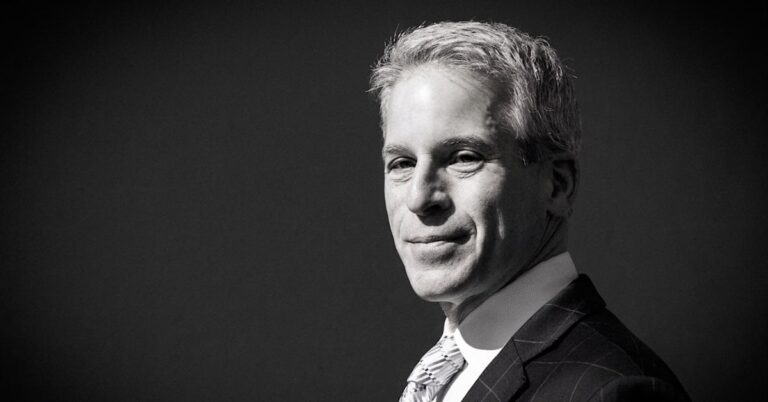 Qui est Brian Steel? Tout savoir sur l'avocat qui a aidé Lil Durk à battre le gouvernement fédéral