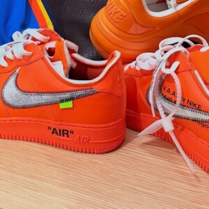 Shai Gilgeous-Alexander présente la Nike Air Force 1 Orange Virgil Abloh Archive