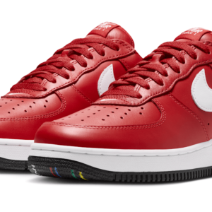 Victor Victor x Nike Air Force 1 '01, Air Jordan 12 « Bucks » et autres baskets sorties cette semaine