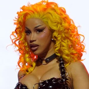 Cardi B a un message pour les personnes qui lui ont fait passer des moments difficiles : « Je vais m'assurer que vous ayez une vie difficile »