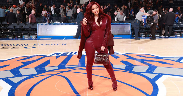 Cardi B répond aux promesses non tenues d'un ancien producteur de « m'aider un peu » après avoir révélé des factures mensuelles de 3 millions de dollars