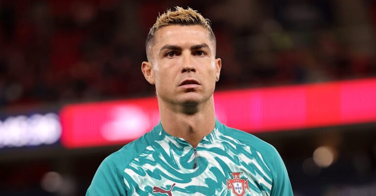 Cristiano Ronaldo s'excuse d'avoir quitté le camp d'entraînement du Portugal et aborde les retombées avec l'entraîneur