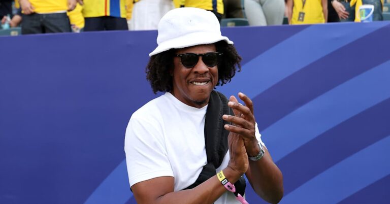 Jay-Z serait prêt à se produire au spectacle de la mi-temps du Super Bowl 2027