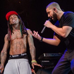 Lil Wayne dit que lui et Drake ont « tout un tas de matériel inédit » dans le coffre-fort
