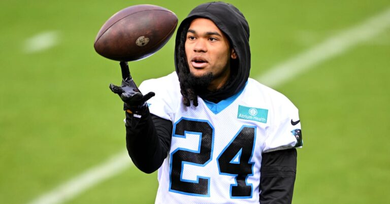 Mise à jour sur les blessures de Jonathon Brooks Fantasy Football : quand les Panthers RB reviendront-ils ?