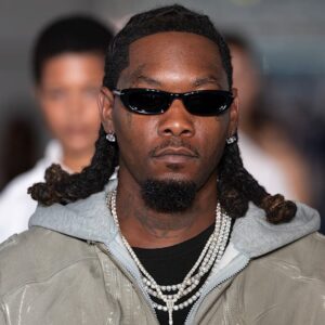 Offset s'échauffe envers le personnel du casino de Paris lors d'une séance de blackjack