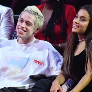 Pete Davidson sur People Body Shaming Ariana Grande : « Je pense que c'est foutu »